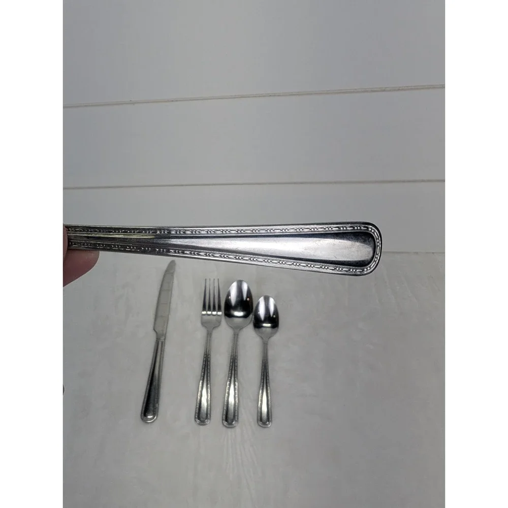 Pfaltzgraff‎ 18/0 Flatware Lot Of Stainless Steel Forks Knives Spoon Dotted